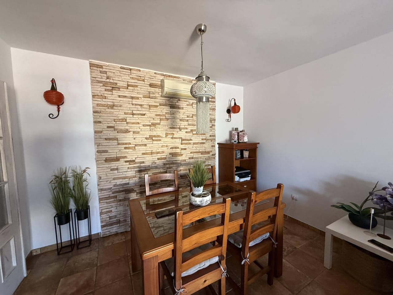 Chalet de 2 habitaciones en La Nucia en venta con garaje - 275.000 € (Ref: 9258024)