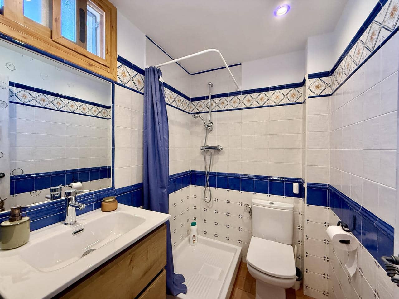 Chalet de 2 habitaciones en La Nucia en venta con garaje - 275.000 € (Ref: 9258024)