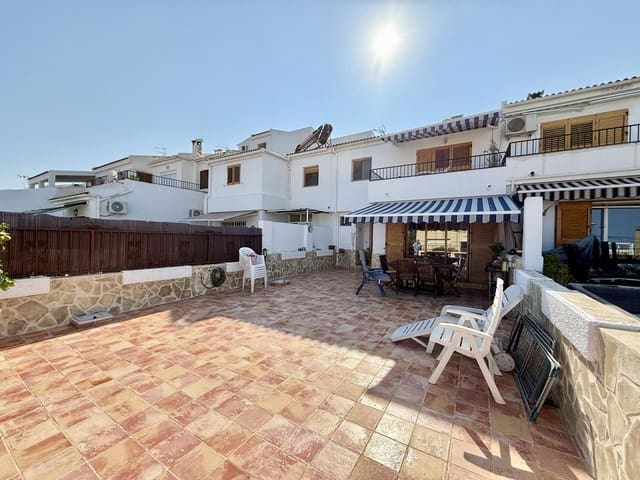 Chalet de 2 habitaciones en La Nucia en venta con garaje - 275.000 € (Ref: 9258024)