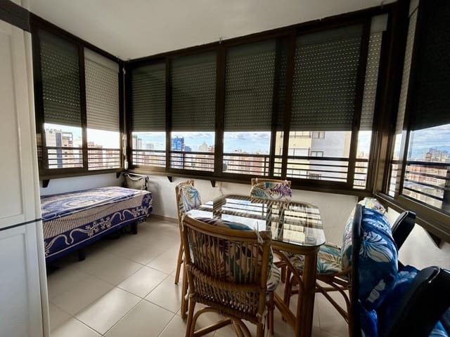 2 chambre Appartement à vendre à Juzgados - Plaza de Toros, Benidorm avec piscine - 220 000 € (Ref: 9357498)