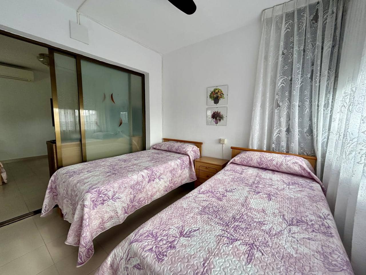 2 soveværelse Lejlighed til salg i Benidorm med swimmingpool - € 220.000 (Ref: 9357498)