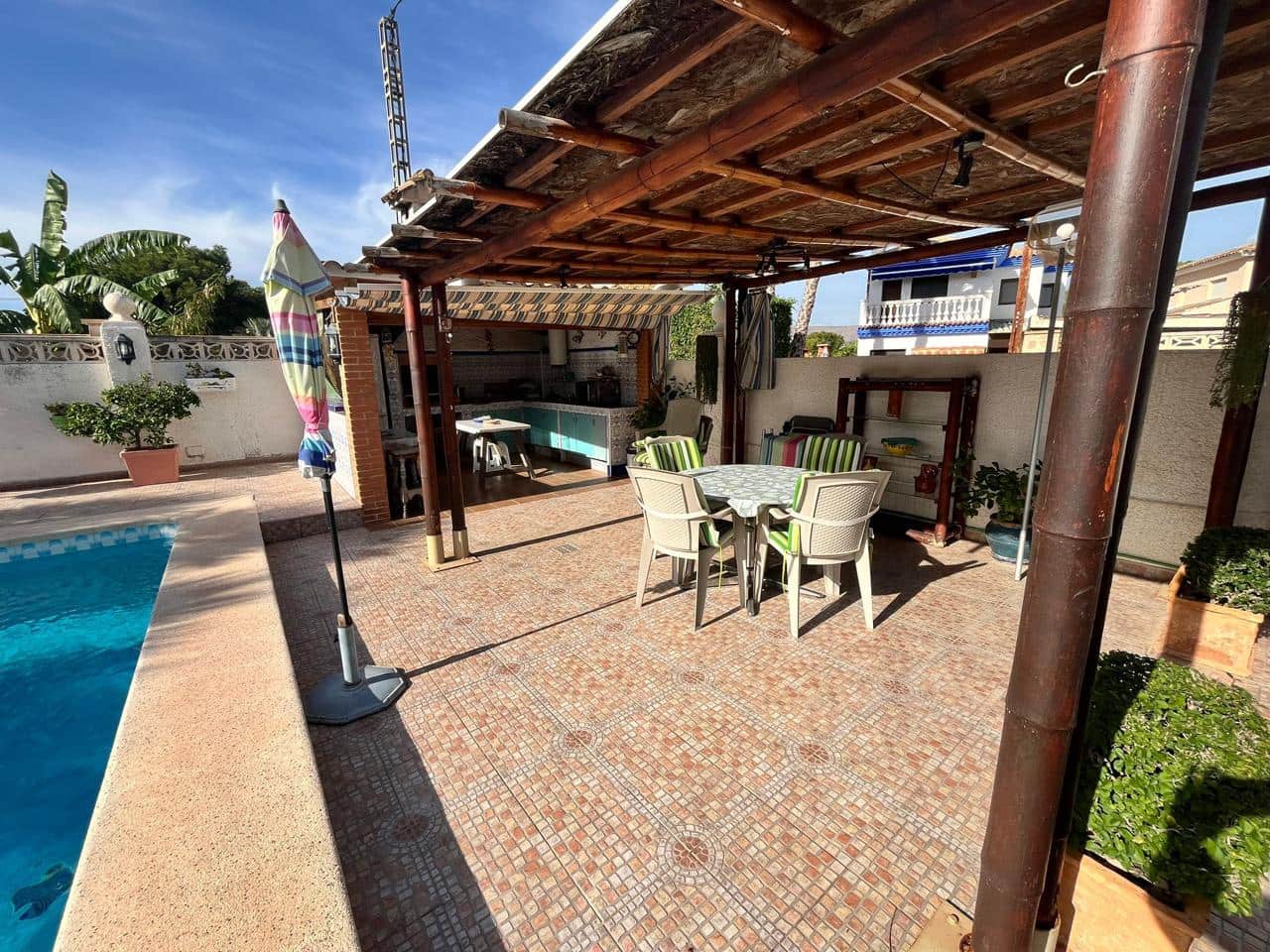 6 soveværelse Villa til salg i Benidorm med swimmingpool garage - € 745.000 (Ref: 9369146)