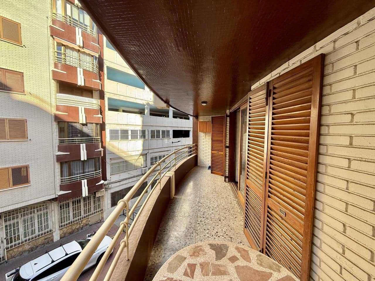 3 quarto Apartamento para venda em Benidorm com garagem - 295 000 € (Ref: 9369147)