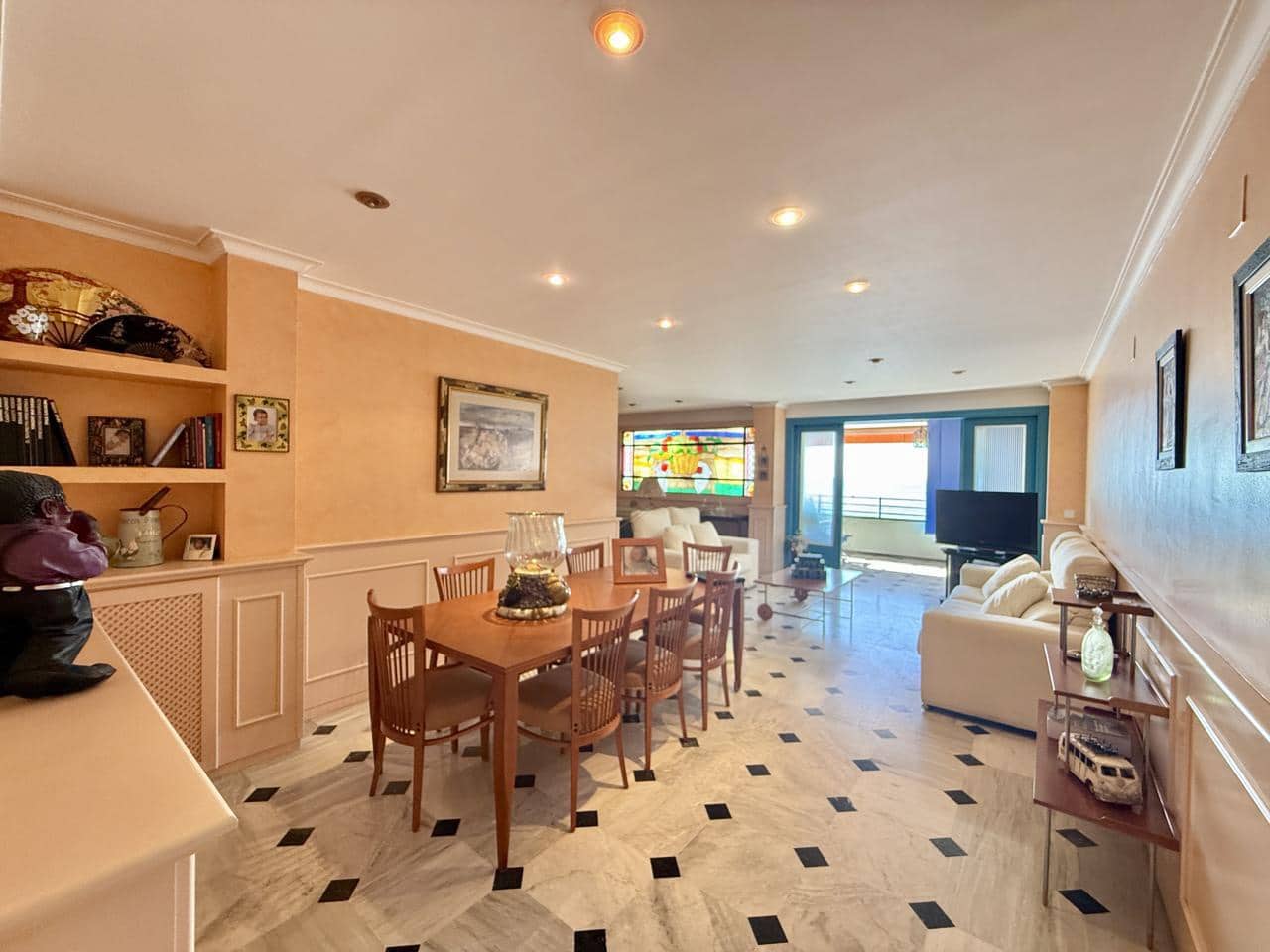 4 soveværelse Lejlighed til salg i Benidorm med swimmingpool garage - € 950.000 (Ref: 9399825)