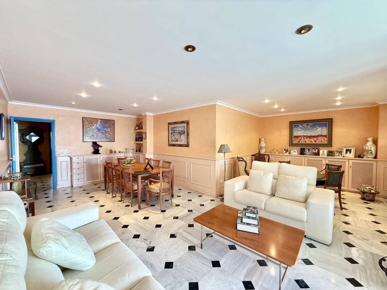 4 soveværelse Lejlighed til salg i Benidorm med swimmingpool garage - € 950.000 (Ref: 9399825)