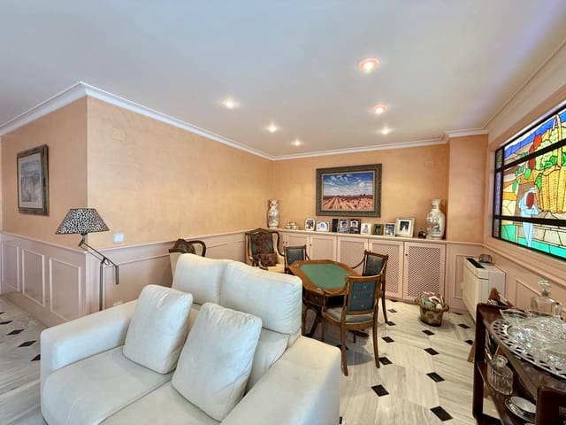 4 soveværelse Lejlighed til salg i Levante, Benidorm med swimmingpool garage - € 950.000 (Ref: 9399825)