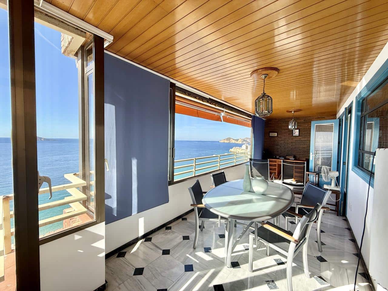 4 soveværelse Lejlighed til salg i Benidorm med swimmingpool garage - € 950.000 (Ref: 9399825)