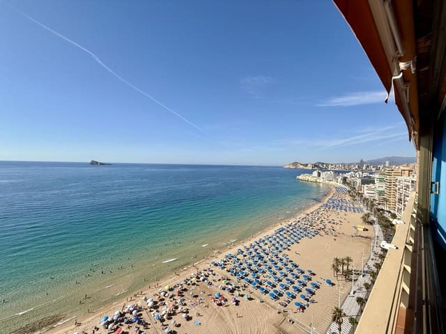 4 soveværelse Lejlighed til salg i Levante, Benidorm med swimmingpool garage - € 950.000 (Ref: 9399825)