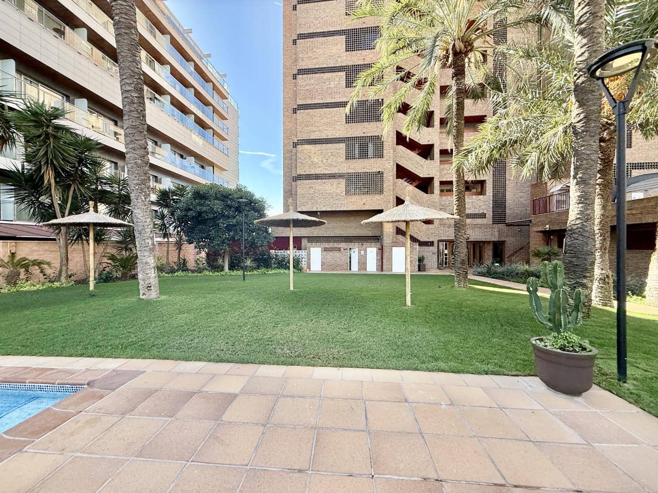 4 soveværelse Lejlighed til salg i Benidorm med swimmingpool garage - € 950.000 (Ref: 9399825)