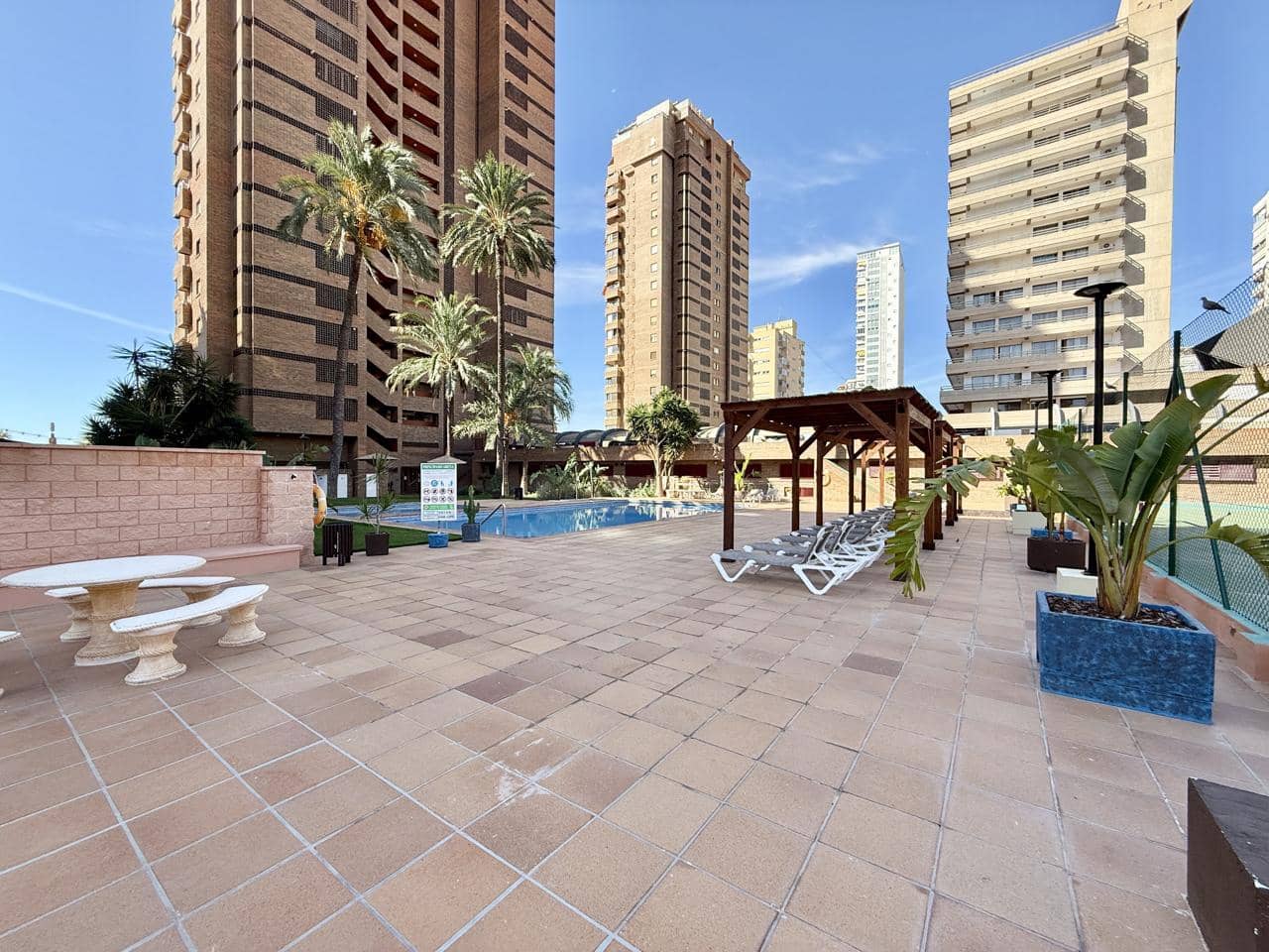 4 soveværelse Lejlighed til salg i Benidorm med swimmingpool garage - € 950.000 (Ref: 9399825)