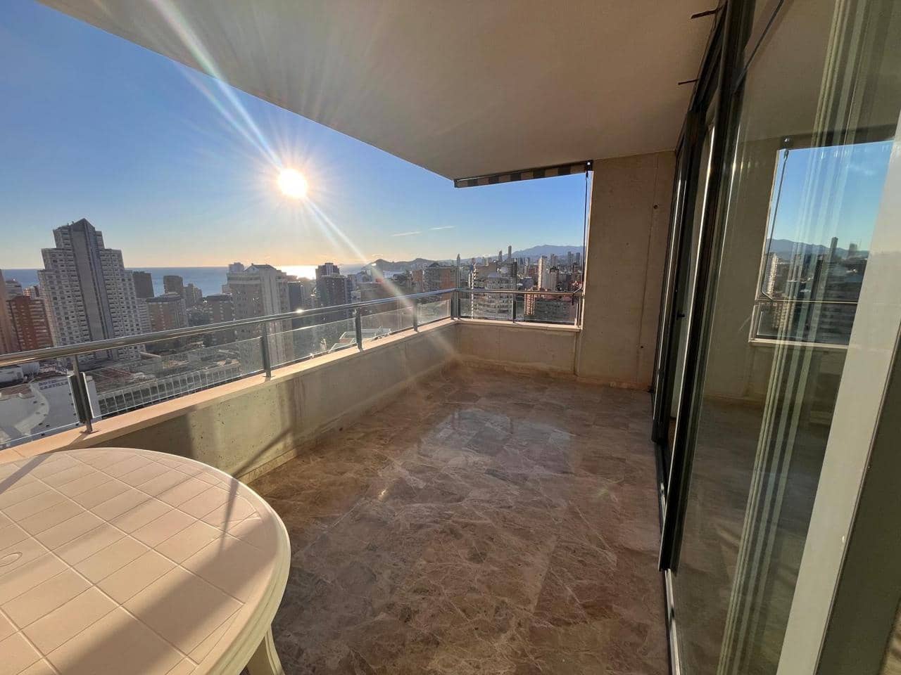 1 bedroom Flat for sale in Benidorm with pool garage - € 250,000 (Ref: 9506449)