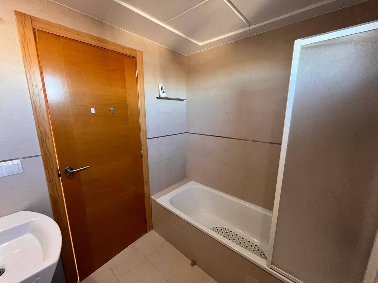 1 bedroom Flat for sale in Benidorm with pool garage - € 250,000 (Ref: 9506449)