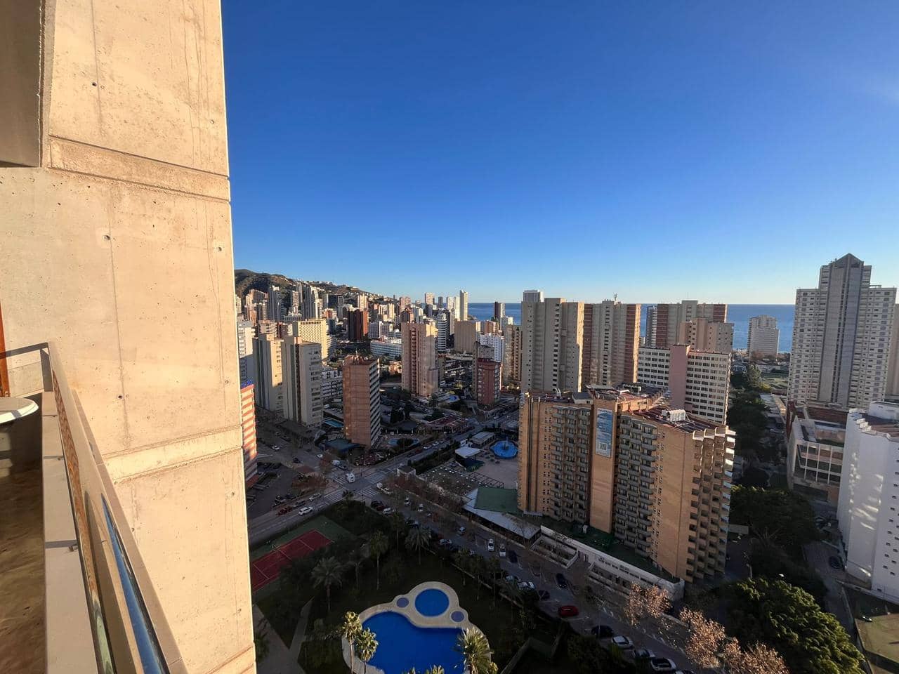 1 bedroom Flat for sale in Benidorm with pool garage - € 250,000 (Ref: 9506449)