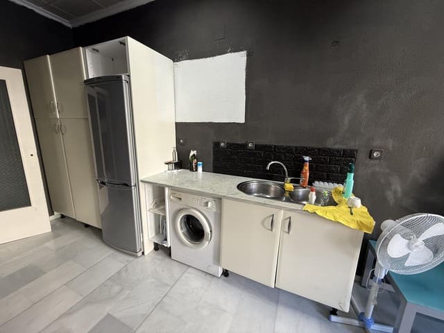 2 slaapkamer Bedrijf te koop in Levante, Benidorm - € 196.200 (Ref: 9510226)