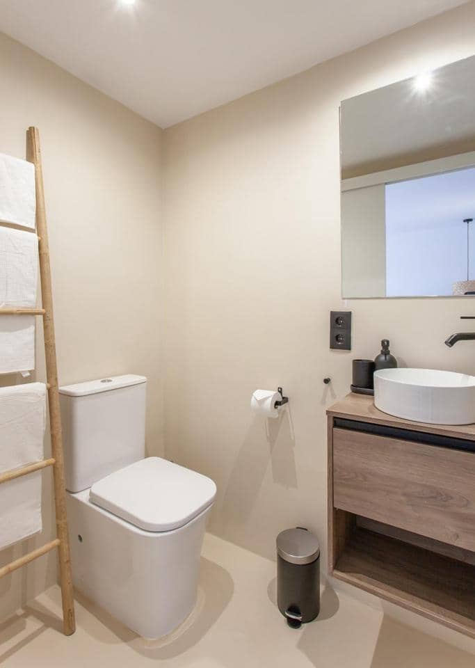 Lejlighed til leje i Benidorm med swimmingpool garage - € 800 (Ref: 9525758)