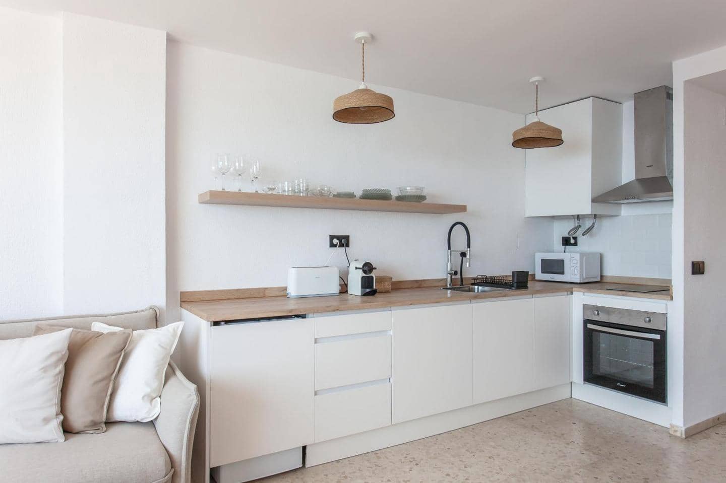 Lejlighed til leje i Benidorm med swimmingpool garage - € 800 (Ref: 9525758)