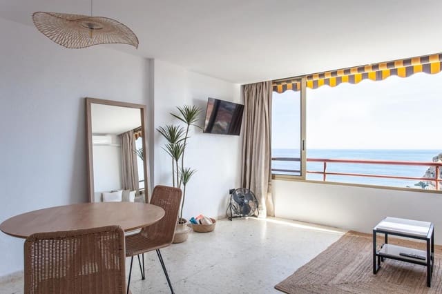 Lejlighed til leje i Benidorm med swimmingpool garage - € 800 (Ref: 9525758)