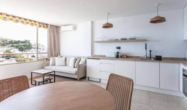 Lejlighed til leje i Benidorm med swimmingpool garage - € 800 (Ref: 9525758)