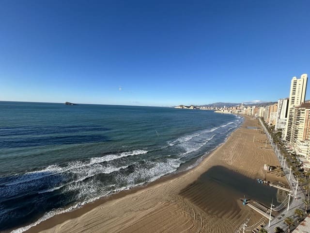 3 quarto Apartamento para venda em Levante, Benidorm com piscina garagem - 680 000 € (Ref: 9534948)