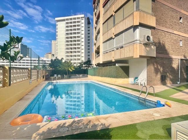 1 sypialnia Mieszkanie na sprzedaż w Benidorm z basenem garażem - 259 000 € (Ref: 9542024)