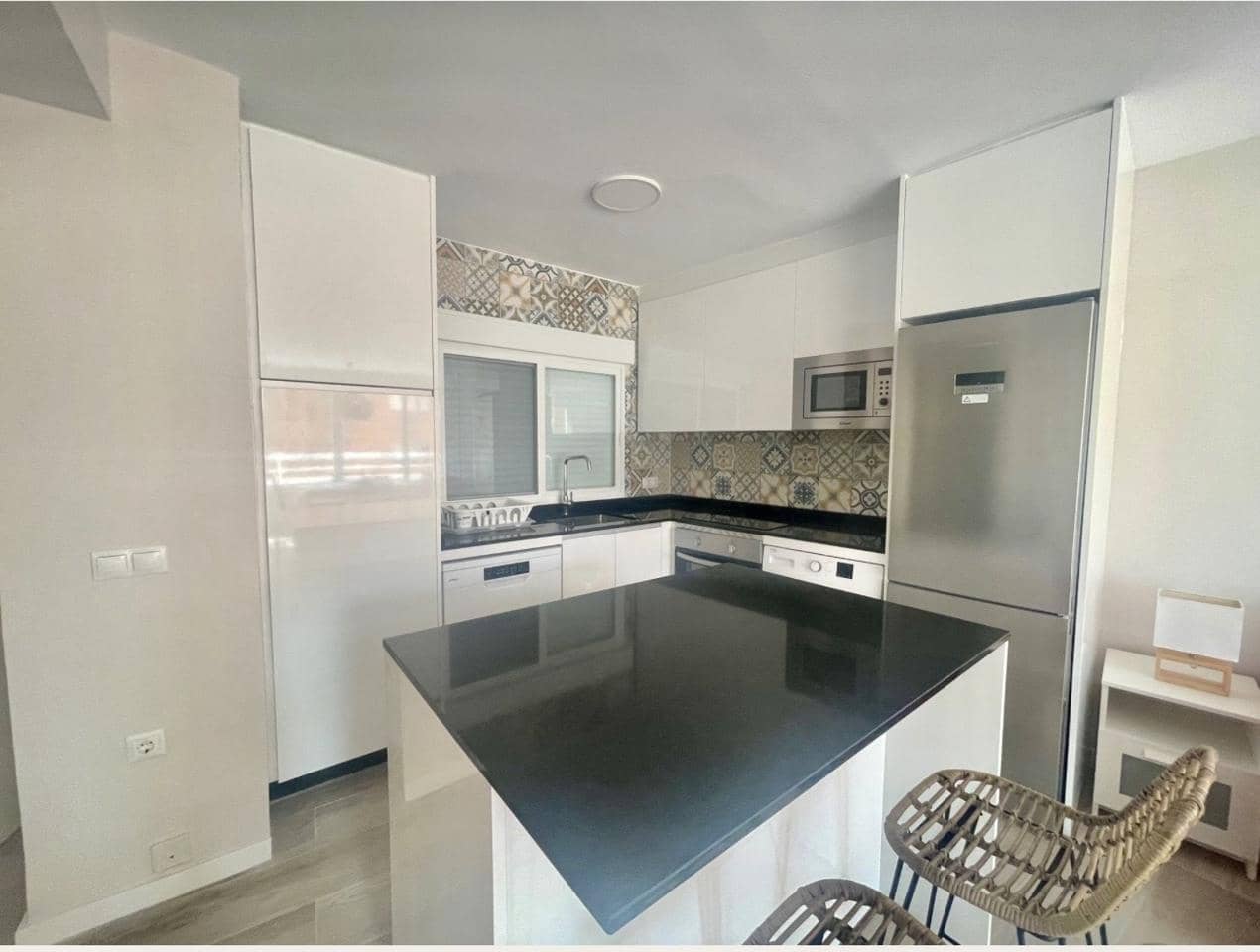 1 sypialnia Mieszkanie na sprzedaż w Benidorm z basenem garażem - 259 000 € (Ref: 9542024)