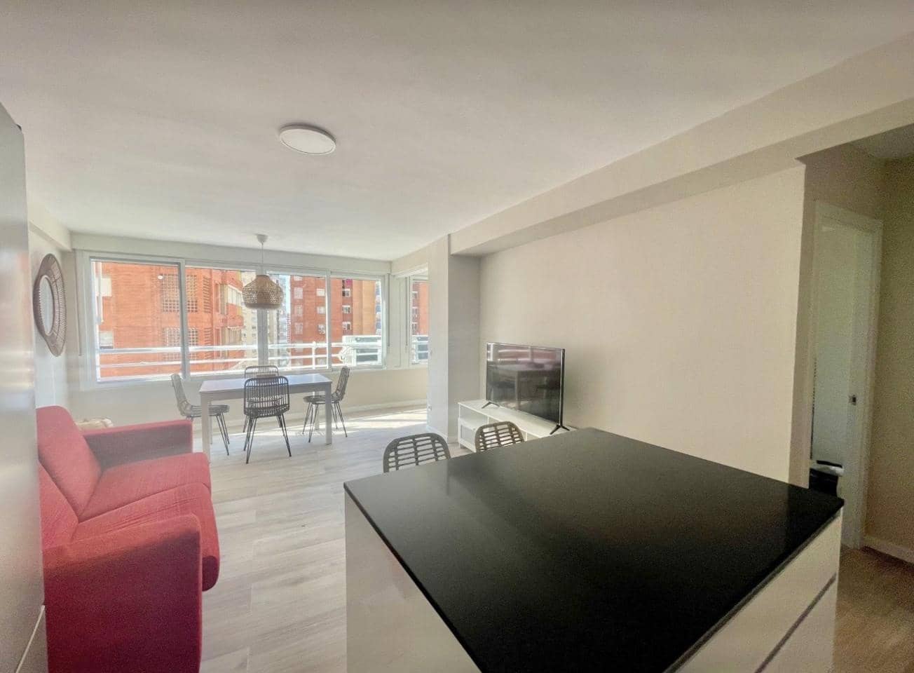 1 sypialnia Mieszkanie na sprzedaż w Benidorm z basenem garażem - 259 000 € (Ref: 9542024)