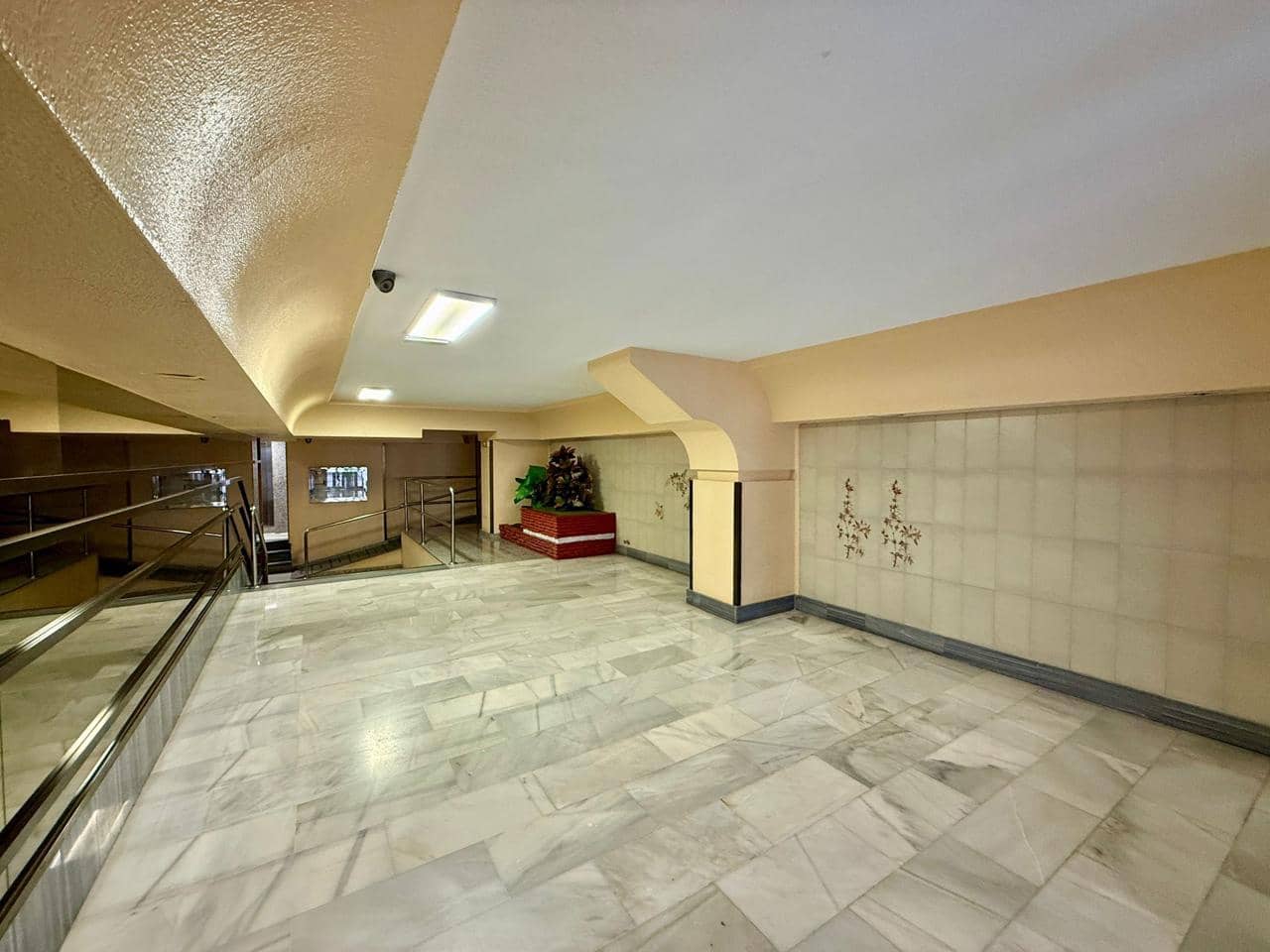 2 sypialnia Mieszkanie na sprzedaż w Benidorm z basenem garażem - 240 000 € (Ref: 9542300)