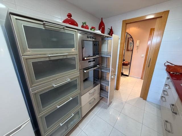 3 camera da letto Appartamento in vendita in Benidorm con piscina garage - 294.000 € (Rif: 9546976)