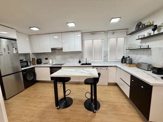 3 camera da letto Appartamento in vendita in Colonia Madrid, Benidorm - 365.000 € (Rif: 9566251)