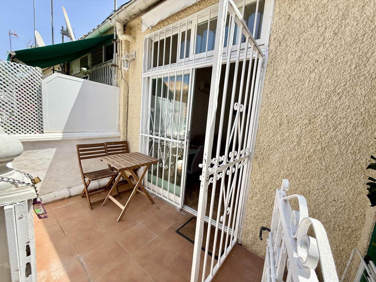 Lejlighed til salg i Benidorm med swimmingpool garage - € 139.000 (Ref: 9583526)