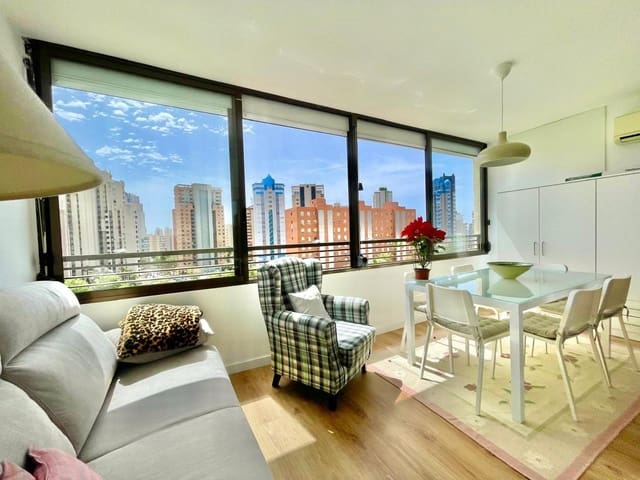 1 soveværelse Lejlighed til salg i Juzgados - Plaza de Toros, Benidorm med swimmingpool - € 212.000 (Ref: 9609957)