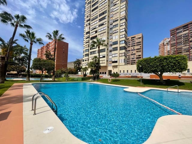 1 soveværelse Lejlighed til salg i Juzgados - Plaza de Toros, Benidorm med swimmingpool - € 212.000 (Ref: 9609957)