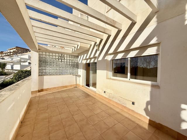 3 sypialnia Willa na sprzedaż w Relleu z basenem garażem - 180 000 € (Ref: 9609958)