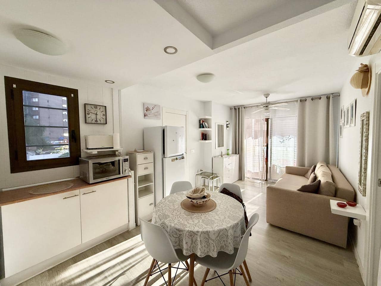 2 quarto Apartamento para venda em Benidorm com piscina garagem - 245 000 € (Ref: 9627991)