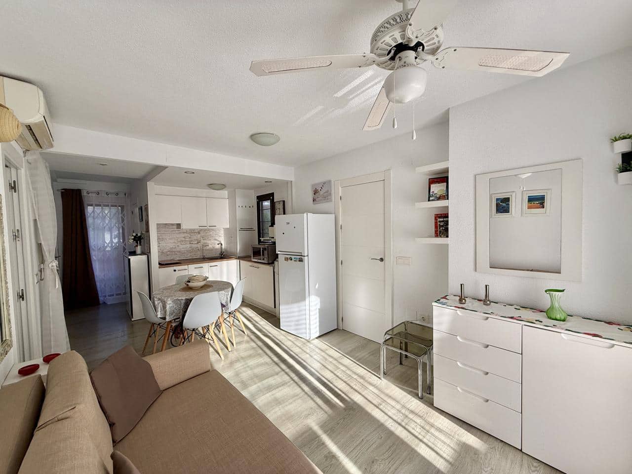 2 quarto Apartamento para venda em Benidorm com piscina garagem - 245 000 € (Ref: 9627991)