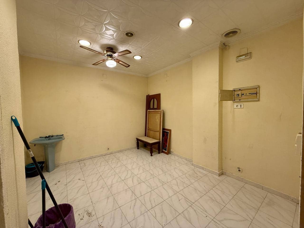 Negocio de 1 habitación en Benidorm en venta - 72.000 € (Ref: 9635099)