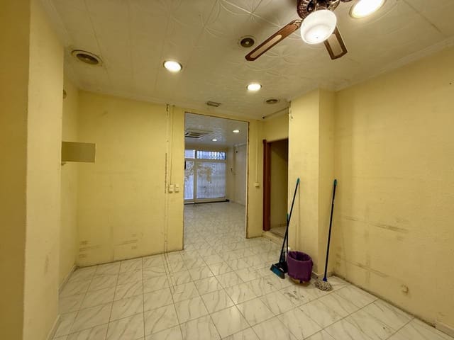 Negocio de 1 habitación en Colonia Madrid, Benidorm en venta - 72.000 € (Ref: 9635099)