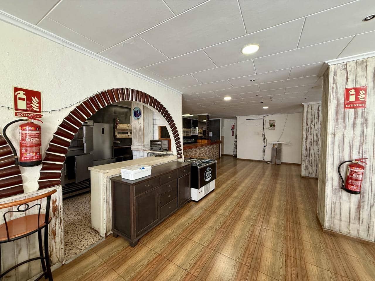 4 soveværelse Virksomhed til salg i Benidorm - € 160.000 (Ref: 9641034)