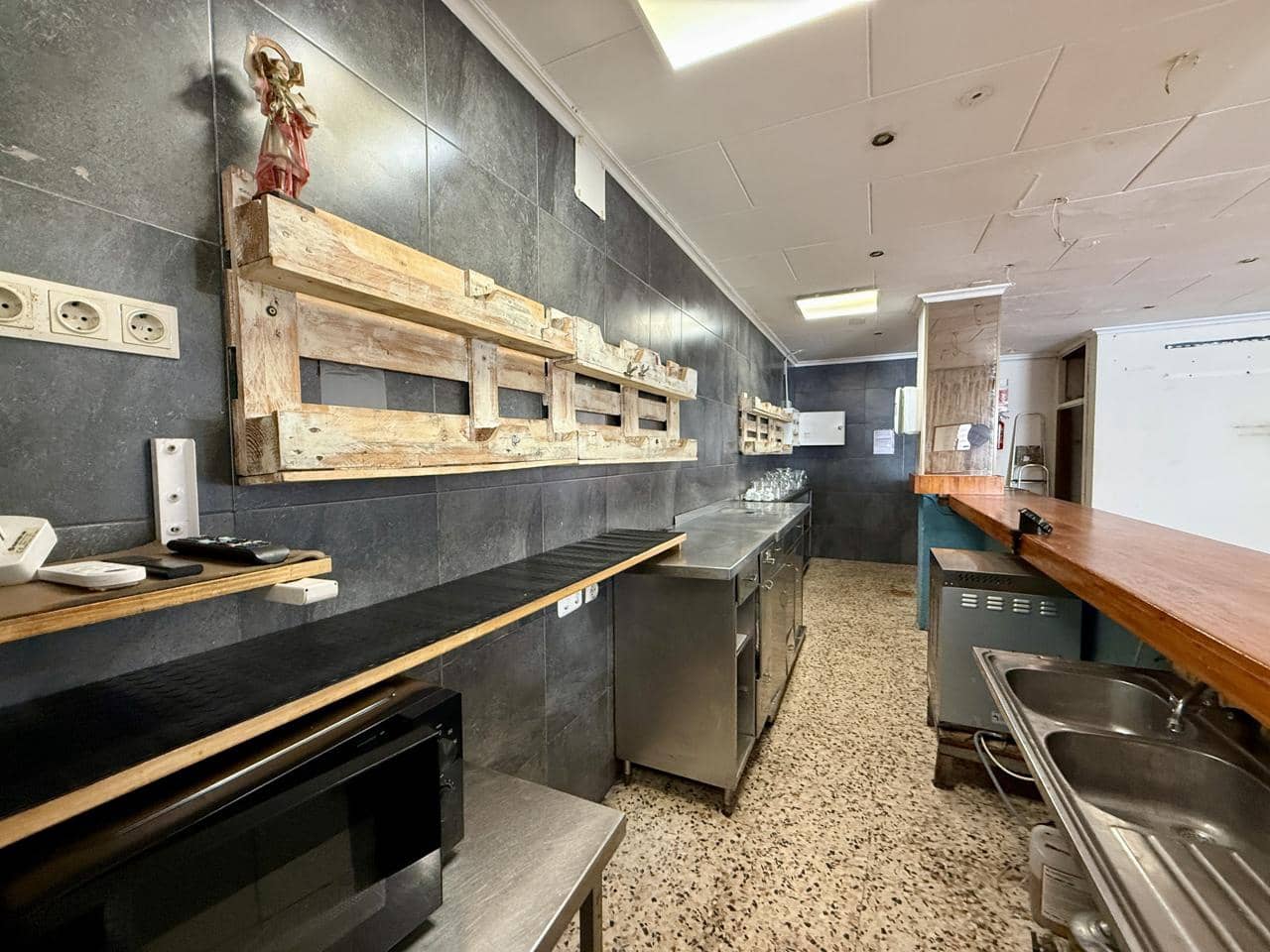 4 soveværelse Virksomhed til salg i Benidorm - € 160.000 (Ref: 9641034)