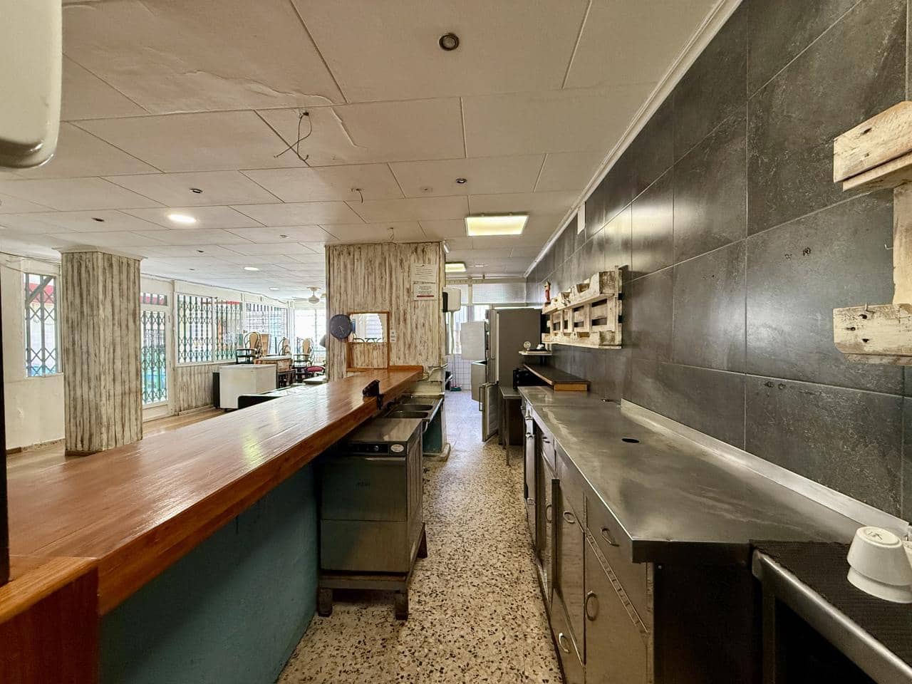 4 soveværelse Virksomhed til salg i Benidorm - € 160.000 (Ref: 9641034)