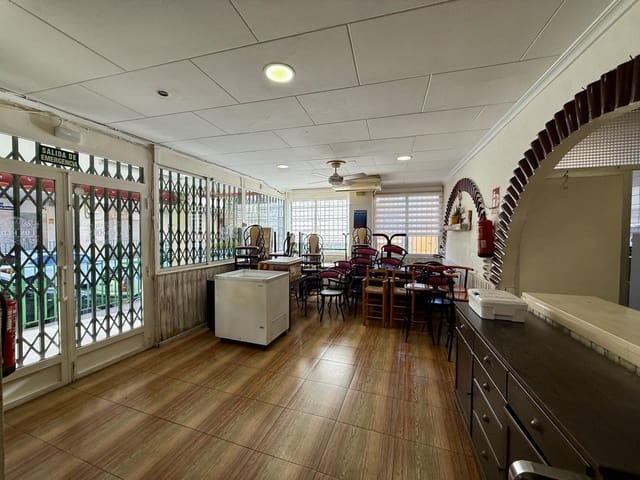 4 soveværelse Virksomhed til salg i Playa Poniente, Benidorm - € 160.000 (Ref: 9641034)