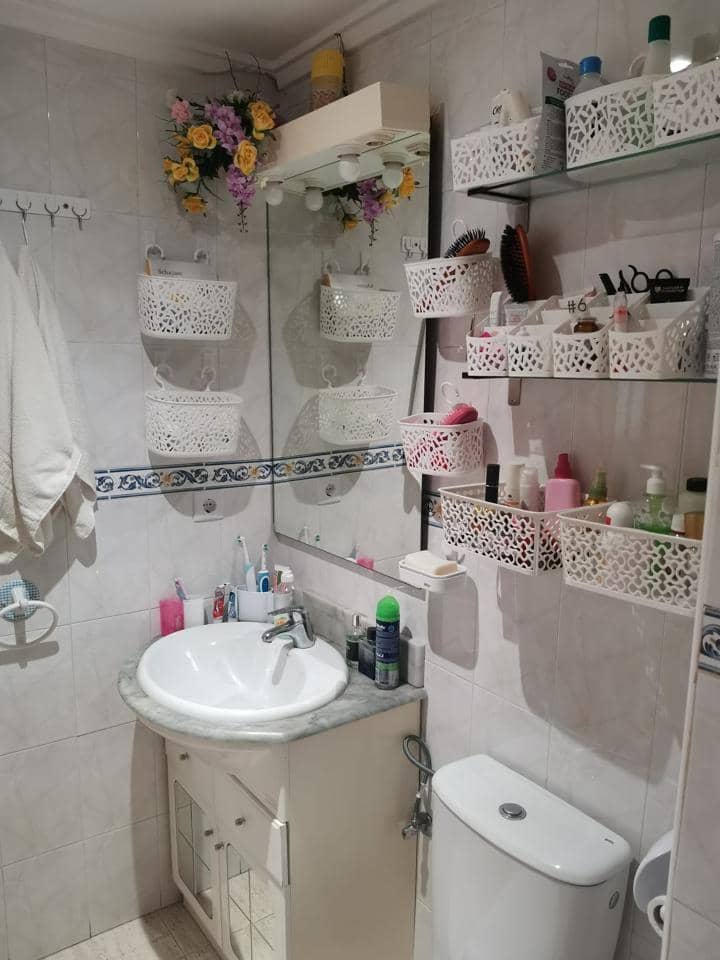 2 bedroom Flat for sale in La Villajoyosa / Vila Joiosa with garage - € 190,900 (Ref: 9650337)