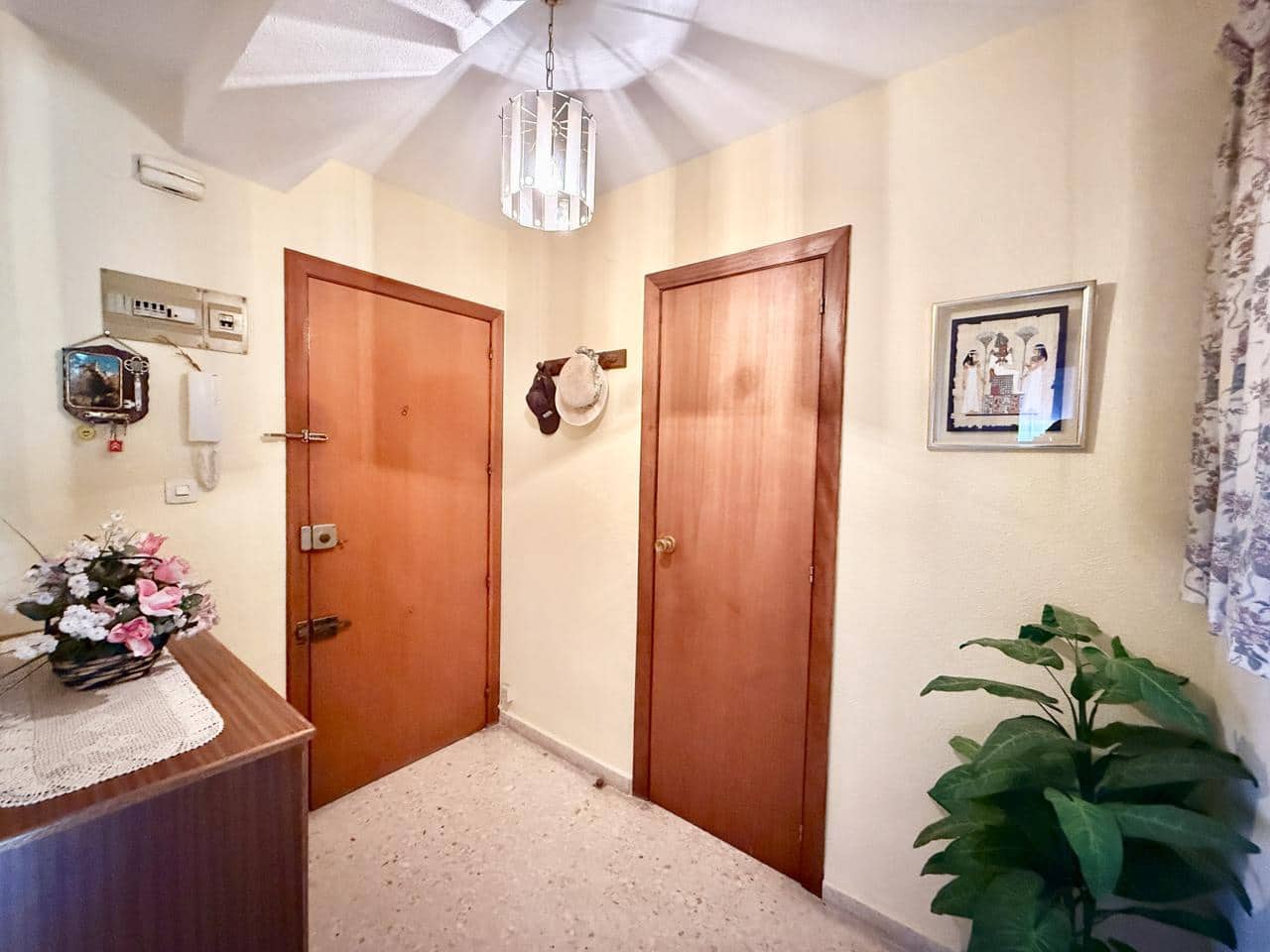 2 soveværelse Lejlighed til salg i Benidorm med swimmingpool garage - € 235.000 (Ref: 9743039)