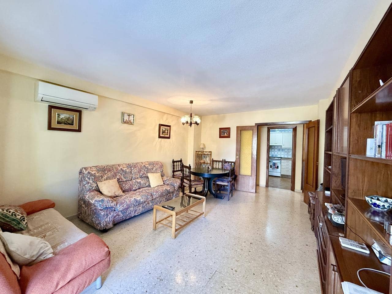 2 soveværelse Lejlighed til salg i Benidorm med swimmingpool garage - € 235.000 (Ref: 9743039)