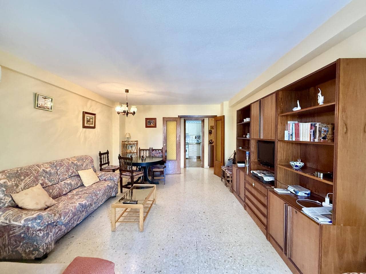 2 soveværelse Lejlighed til salg i Benidorm med swimmingpool garage - € 235.000 (Ref: 9743039)