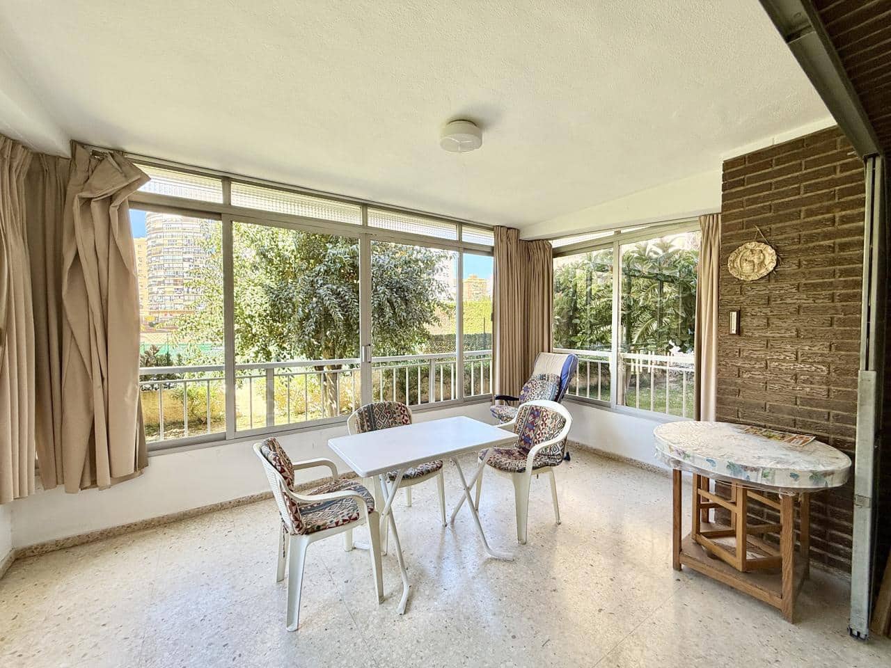 2 soveværelse Lejlighed til salg i Benidorm med swimmingpool garage - € 235.000 (Ref: 9743039)