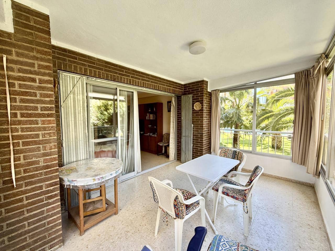 2 soveværelse Lejlighed til salg i Benidorm med swimmingpool garage - € 235.000 (Ref: 9743039)