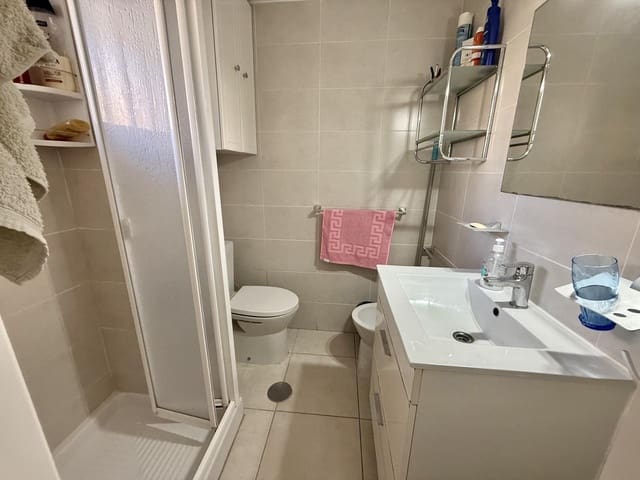 1 makuuhuone Asunto myytävänä paikassa Levante Alto, Benidorm mukana uima-altaan 
autotalli - 201 500 € (Ref: 9752491)