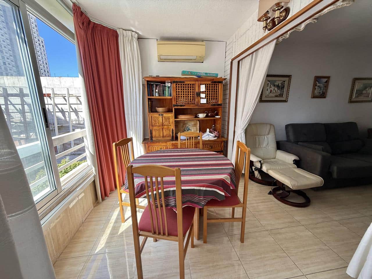 1 bedroom Flat for sale in Benidorm with pool garage - € 201,500 (Ref: 9752491)