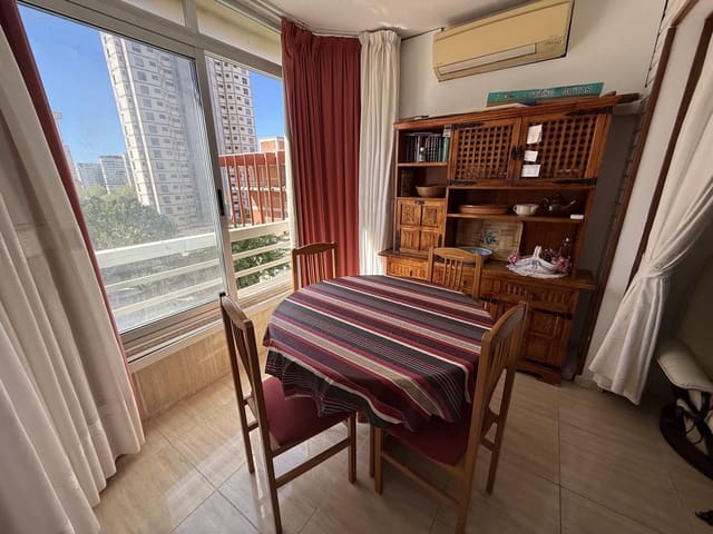 1 makuuhuone Asunto myytävänä paikassa Levante Alto, Benidorm mukana uima-altaan 
autotalli - 201 500 € (Ref: 9752491)